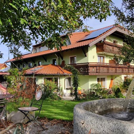 Pension Holzapfel Sankt Georgen im Attergau Ngoại thất bức ảnh