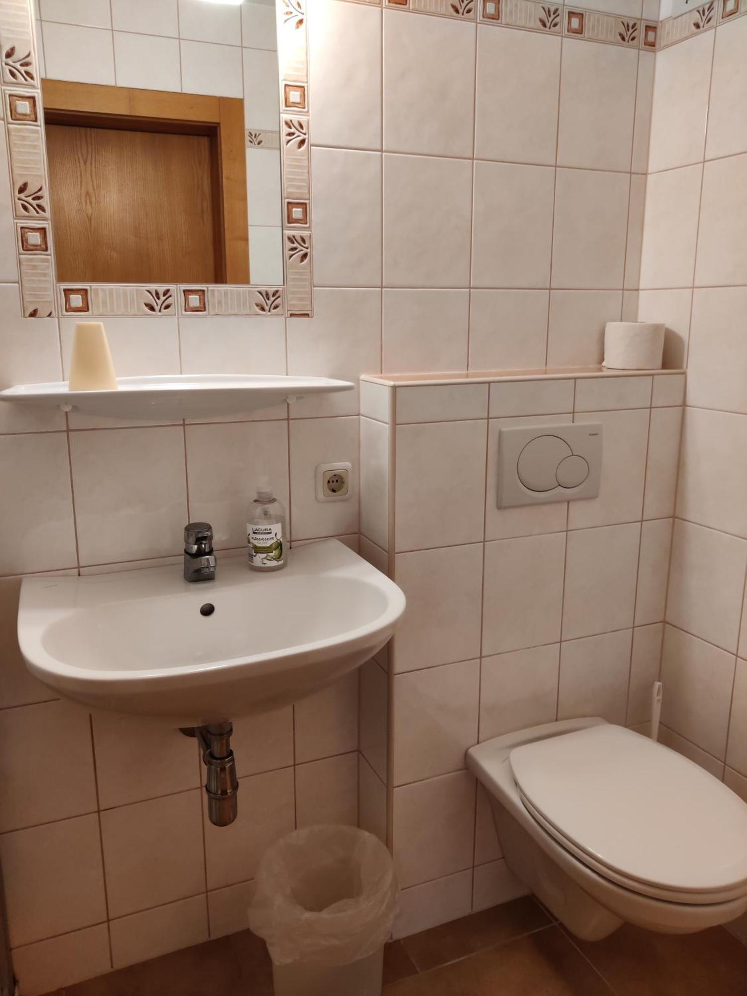 Pension Holzapfel Sankt Georgen im Attergau Ngoại thất bức ảnh