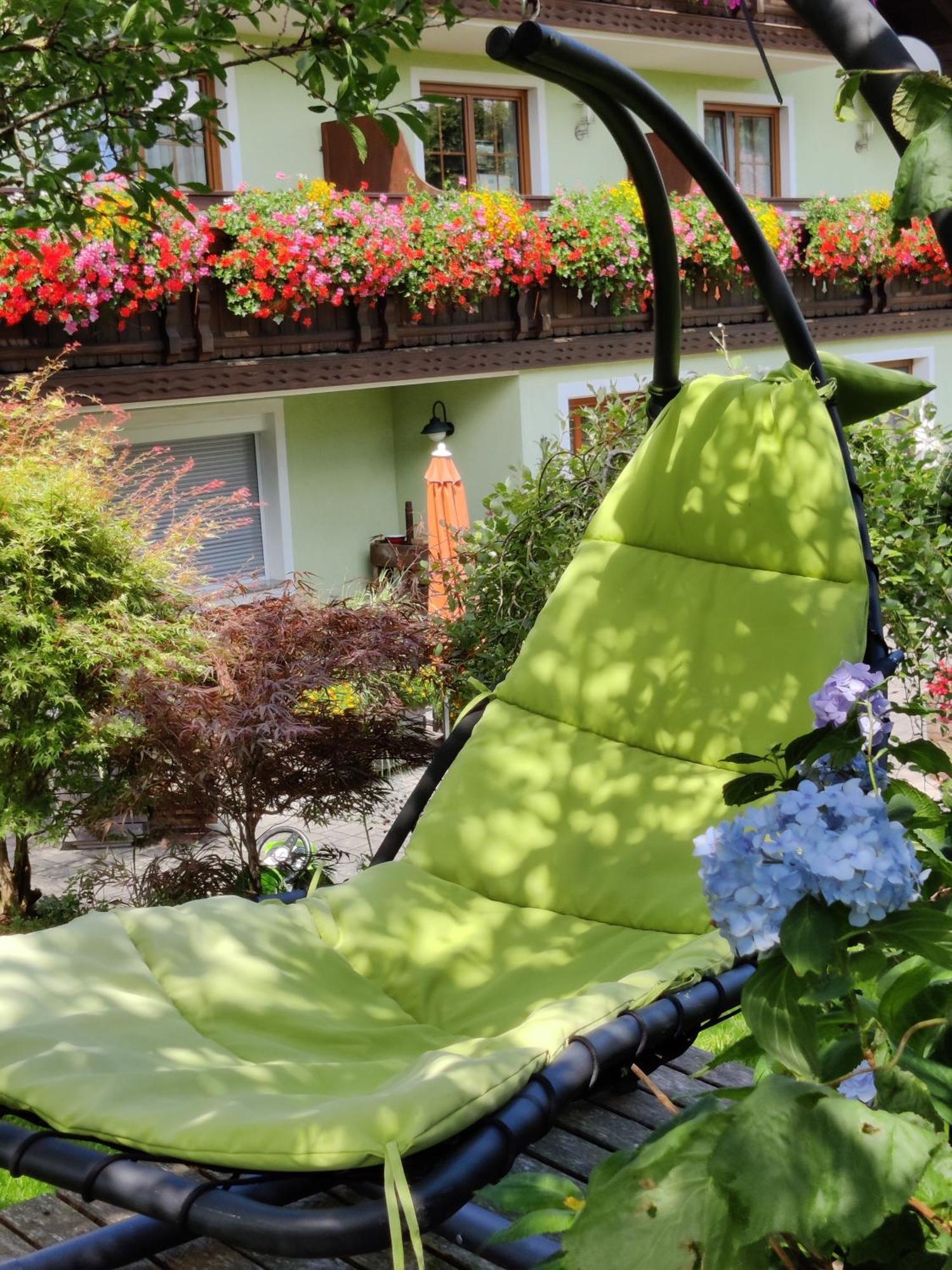 Pension Holzapfel Sankt Georgen im Attergau Ngoại thất bức ảnh